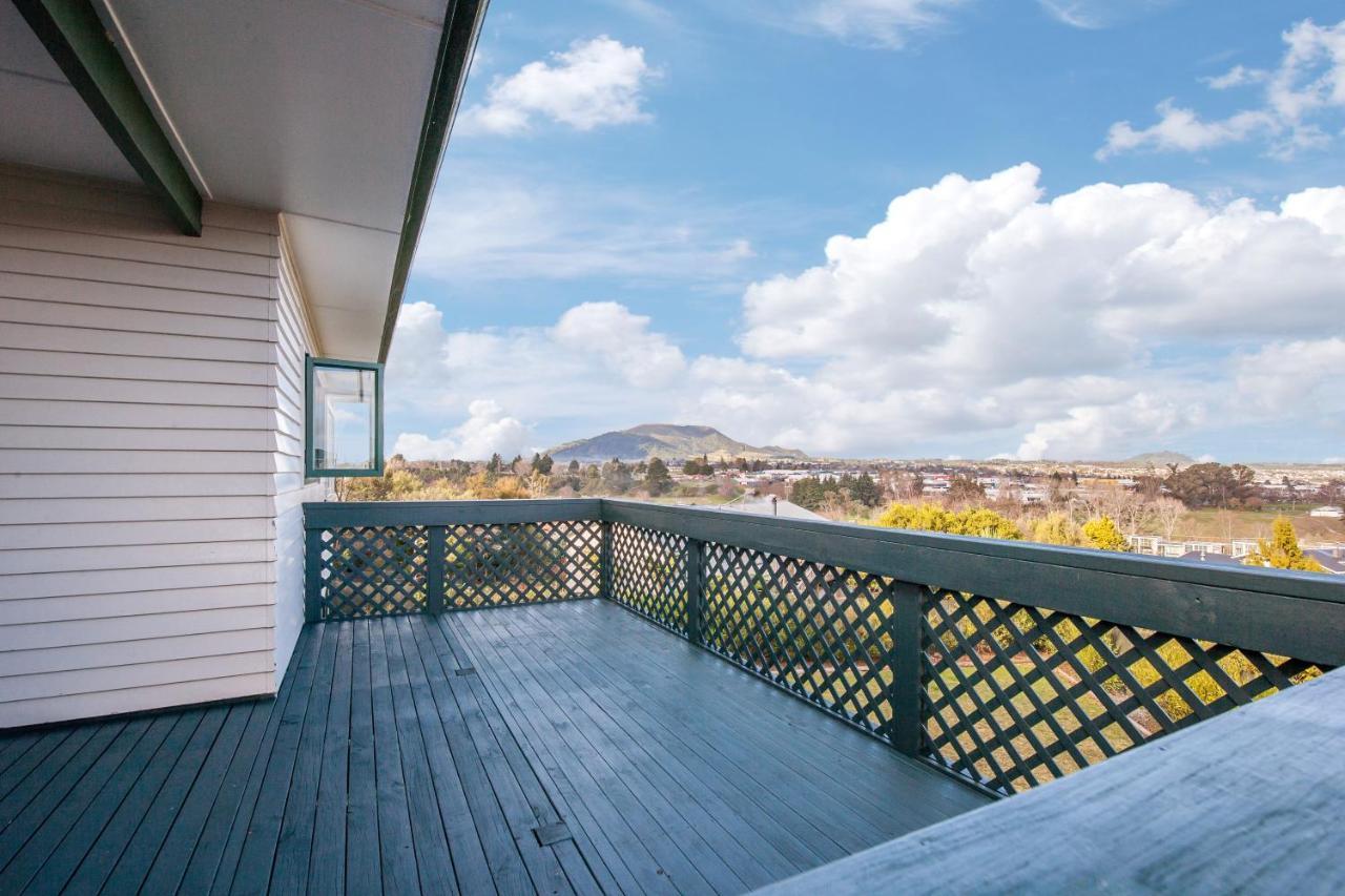 Kaihua Lookout - Taupo Holiday Home Ngoại thất bức ảnh