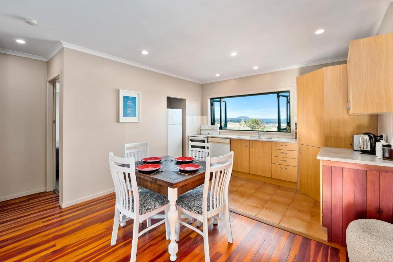 Kaihua Lookout - Taupo Holiday Home Ngoại thất bức ảnh