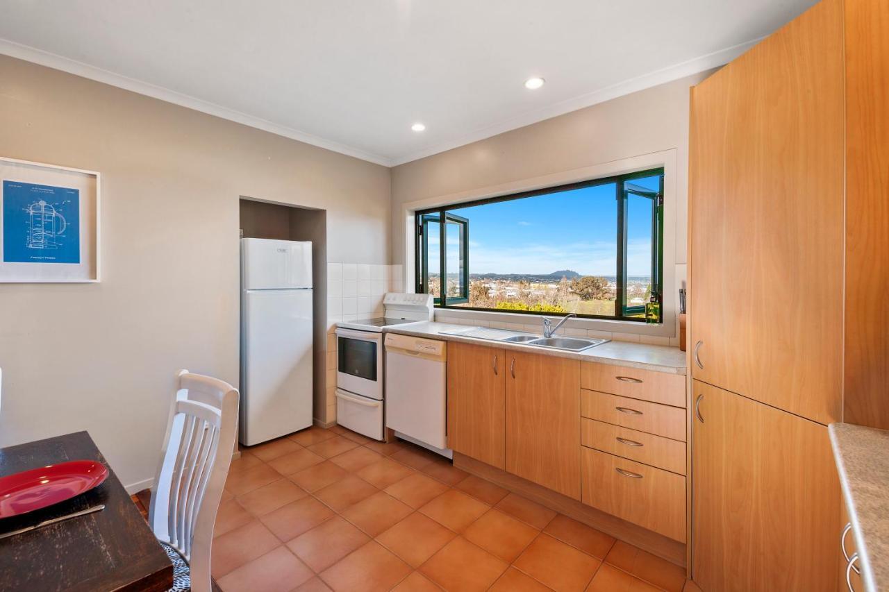 Kaihua Lookout - Taupo Holiday Home Ngoại thất bức ảnh